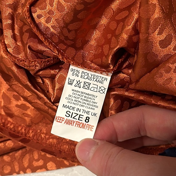 NWOT Passion Rust colored Leopard midi slip skirt Size 8 - Picture 11 of 11